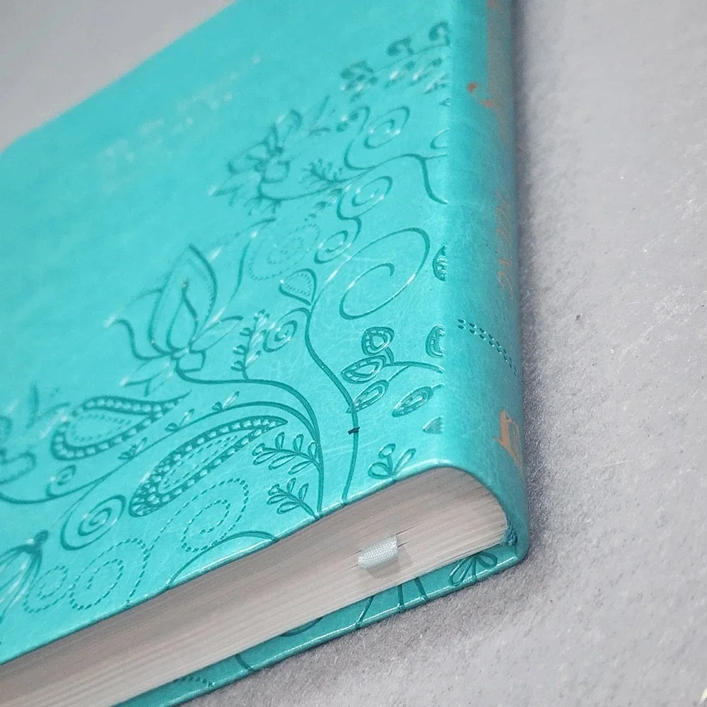 Sarah Young Jesus Calling Devotional Teal Faux Leather‎ Floral Embossed Unisex